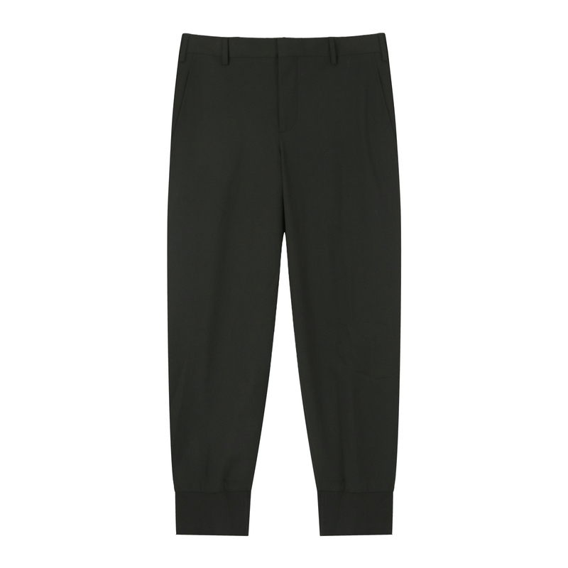 Special 850 - Men's Black High-Waisted Slim-Fit Casual Pants, Slightly Stretchy, Elastic Cuffs, Made in Portugal, Retail Price 4890 Special 850 - Men's Black High-Waisted Slim-Fit Casual Pants, Slightly Stretchy, Elastic Cuffs, Made in Portugal, Retail Price 4890