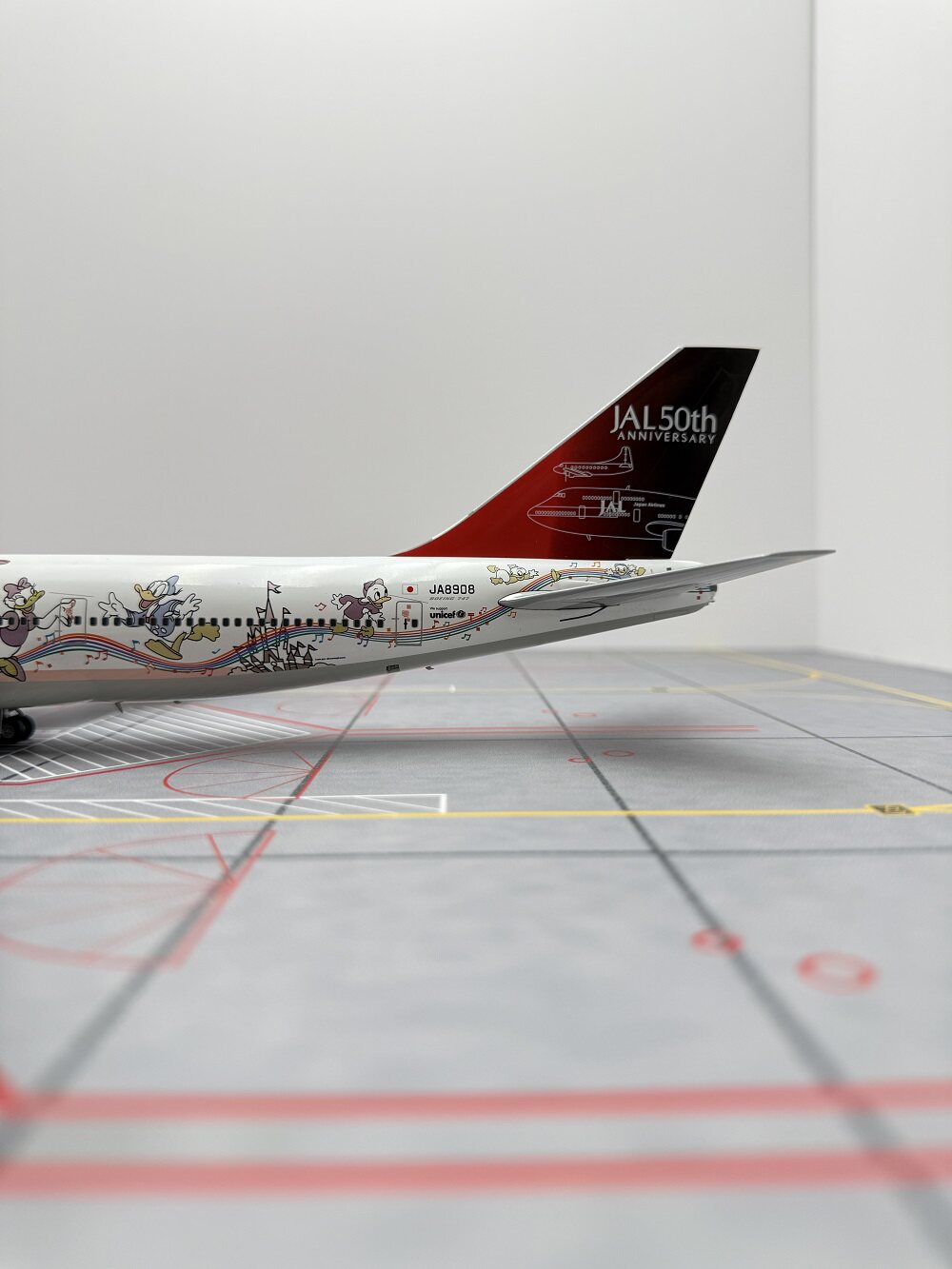 SQ Wings 1:200 JAL Japan Airlines Boeing B747-400D Aircraft Model