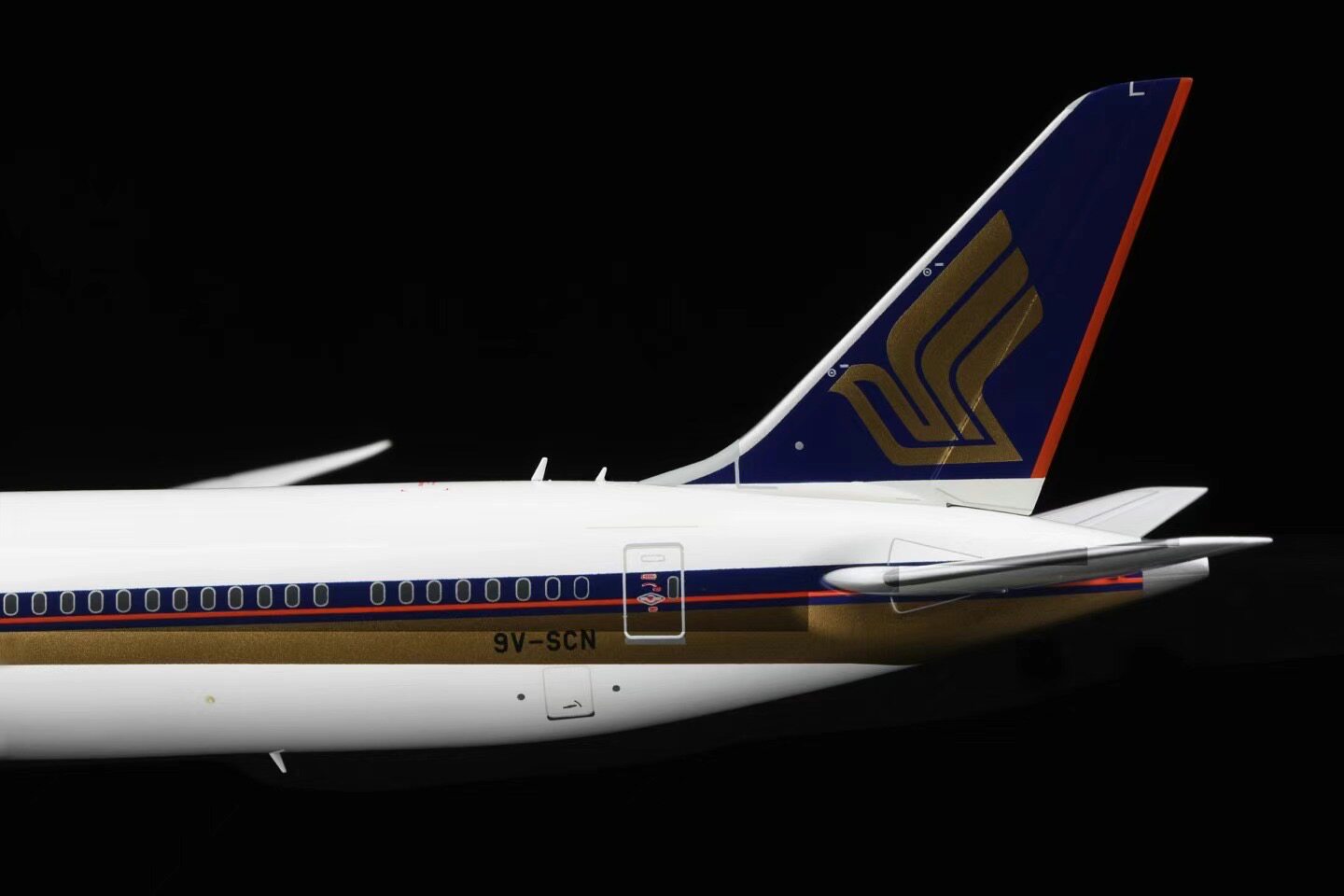SQ Wings 1/200 Singapore Airlines B787-10 alloy aircraft model 9V