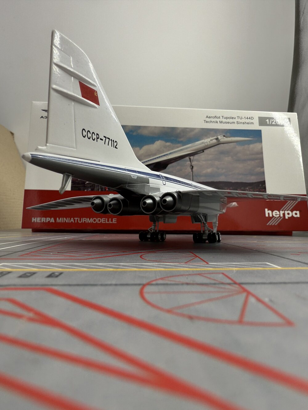 Herpa Wings 1/200 TU-144 Alloy Aircraft Model CCCP 77112 Russian