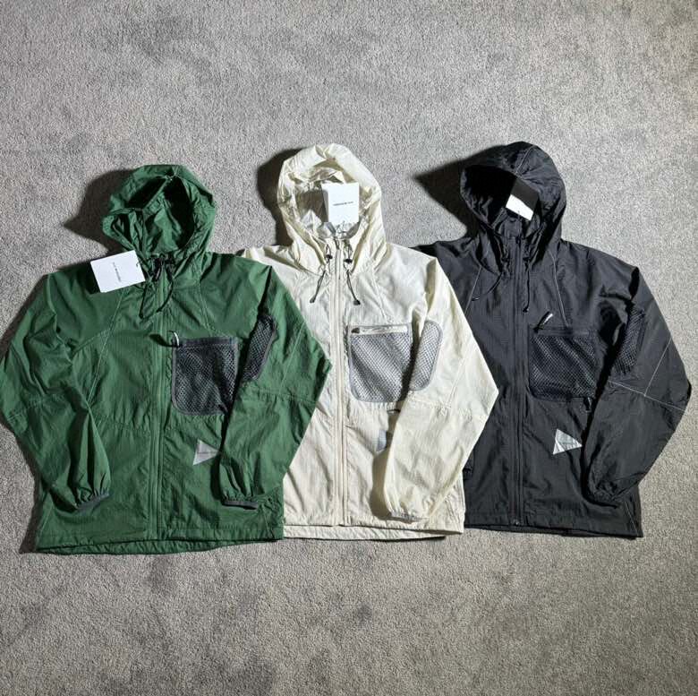 Japanese Style Breath Rip Multi-Pocket Hooded Waterproof Windproof Breathable Sports Couple Skin Jacket Trendy