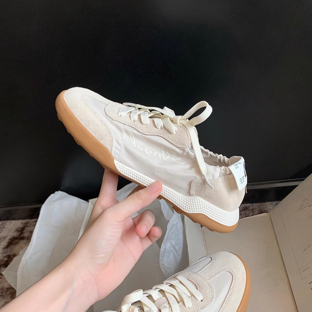 Very Soft and Comfortable Ballet Training Women's Summer Breathable Sneakers with Internal Height Increase, Casual Pigskin Forrest Gump White Shoes