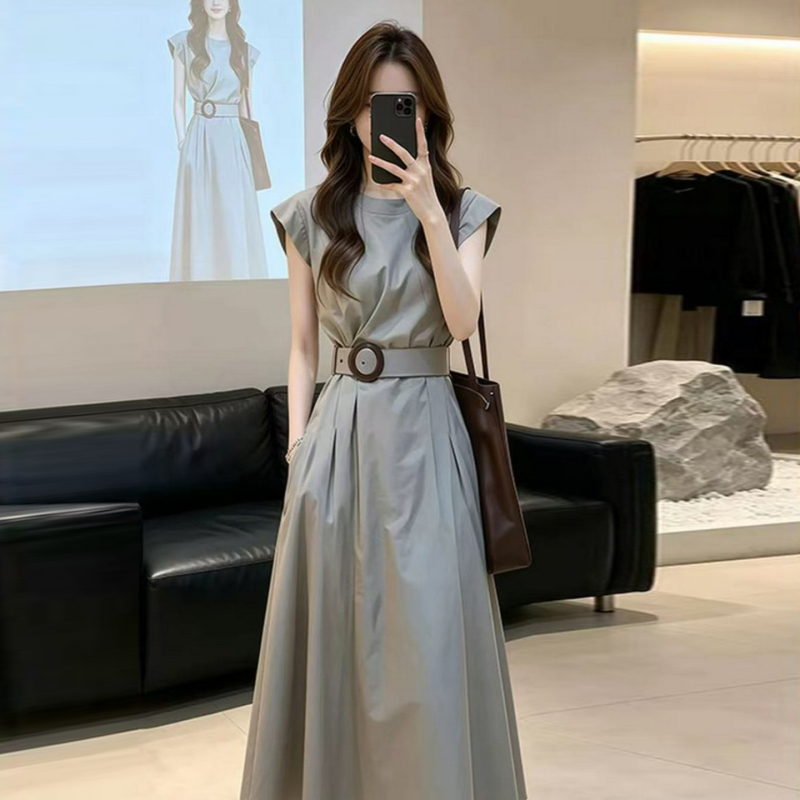 French-Style Gray Dress for Women 2026 New Model, Waist-Cinching, Slimming Long Dress with a Light Luxury and High-End Feel