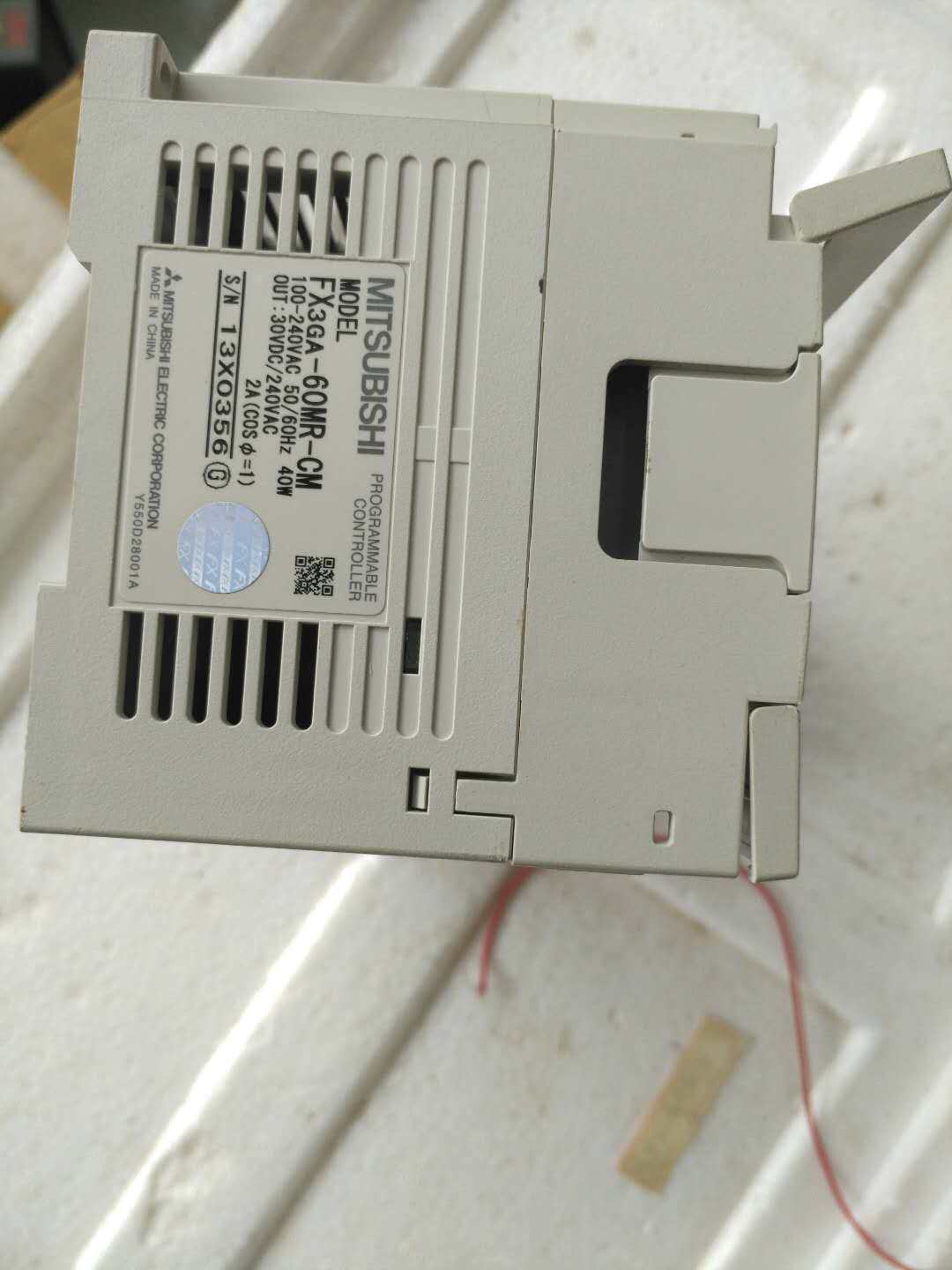 Mitsubishi PLC FX3GA-60MR-CM 90% new real shooting