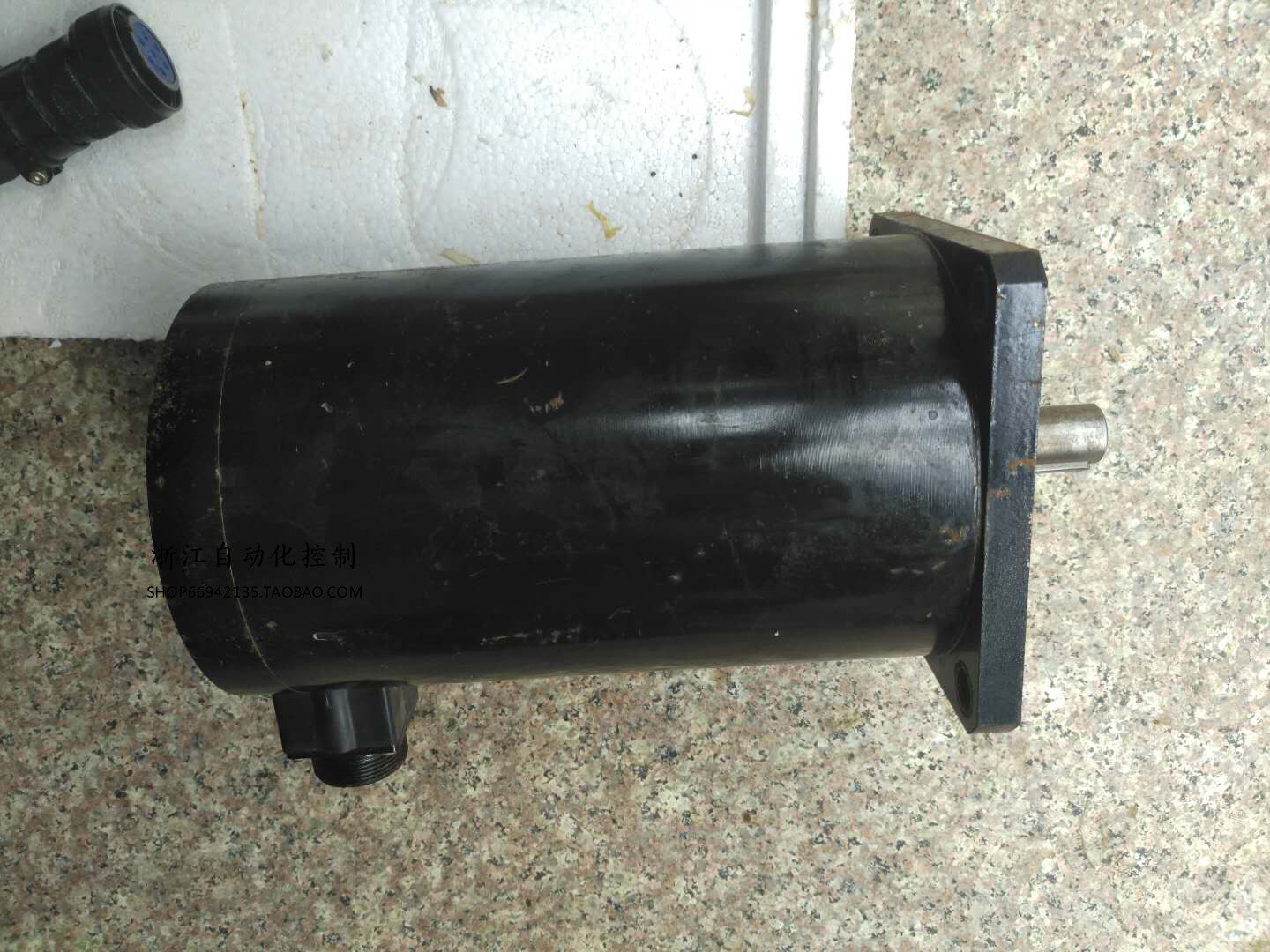 130 two-phase stepper motor 35N 130BYGH3226-6003A used