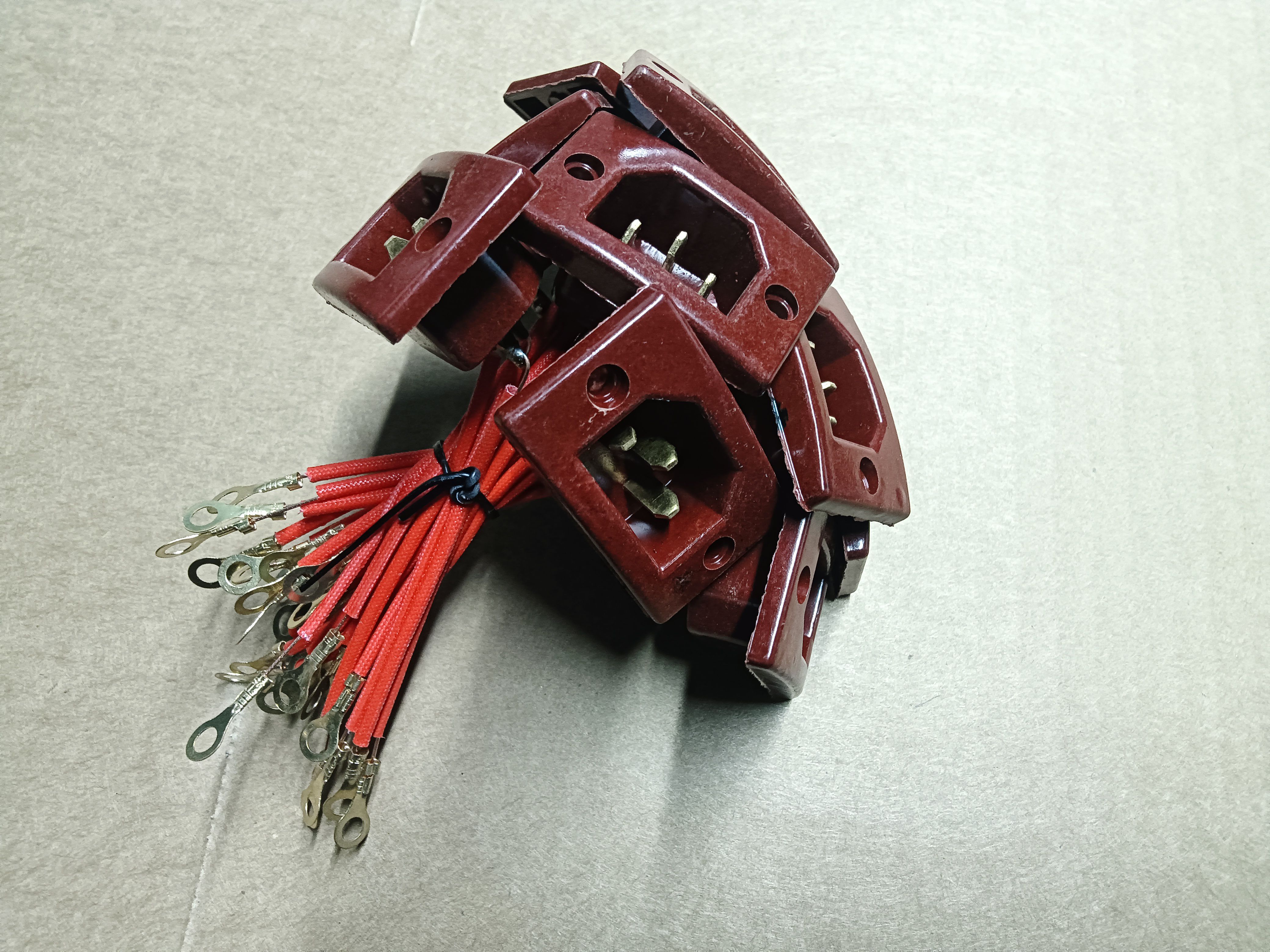 包邮20个电炒锅带线三孔座 方座