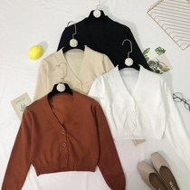 Short high waist sweater small coat women's 2018 autumn Korean new solid color loose Joker knitted small cardigan tide