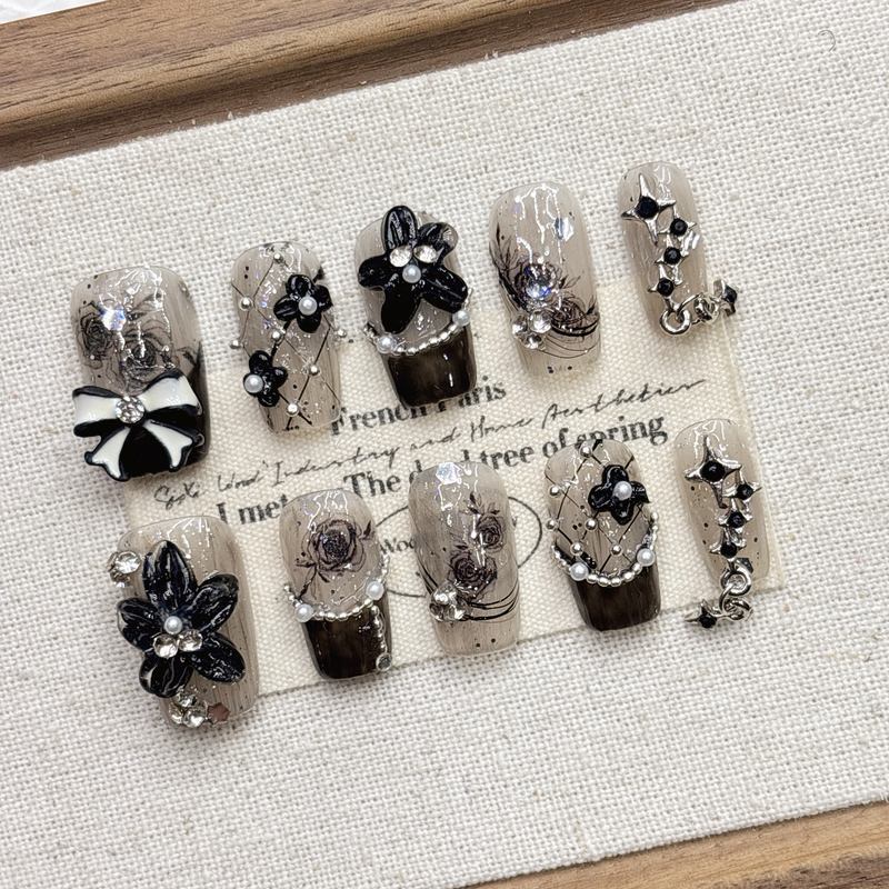 Dark Black Rose Handmade Wearable Nails, High-End, Complexion-Enhancing, French Manicure, Short Square Style, 2026 New Model, Super Popular