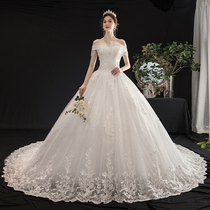 The main wedding dress 2022 bride is thin on the shoulder and thicker the luxury French winter starry sky long tailed light veil skirt