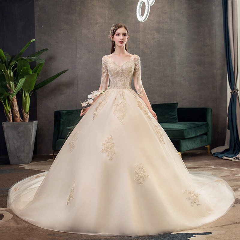 Main wedding dress 2021 new bride female forest department simple French super fairy dream thin princess wind trailing tail out light
