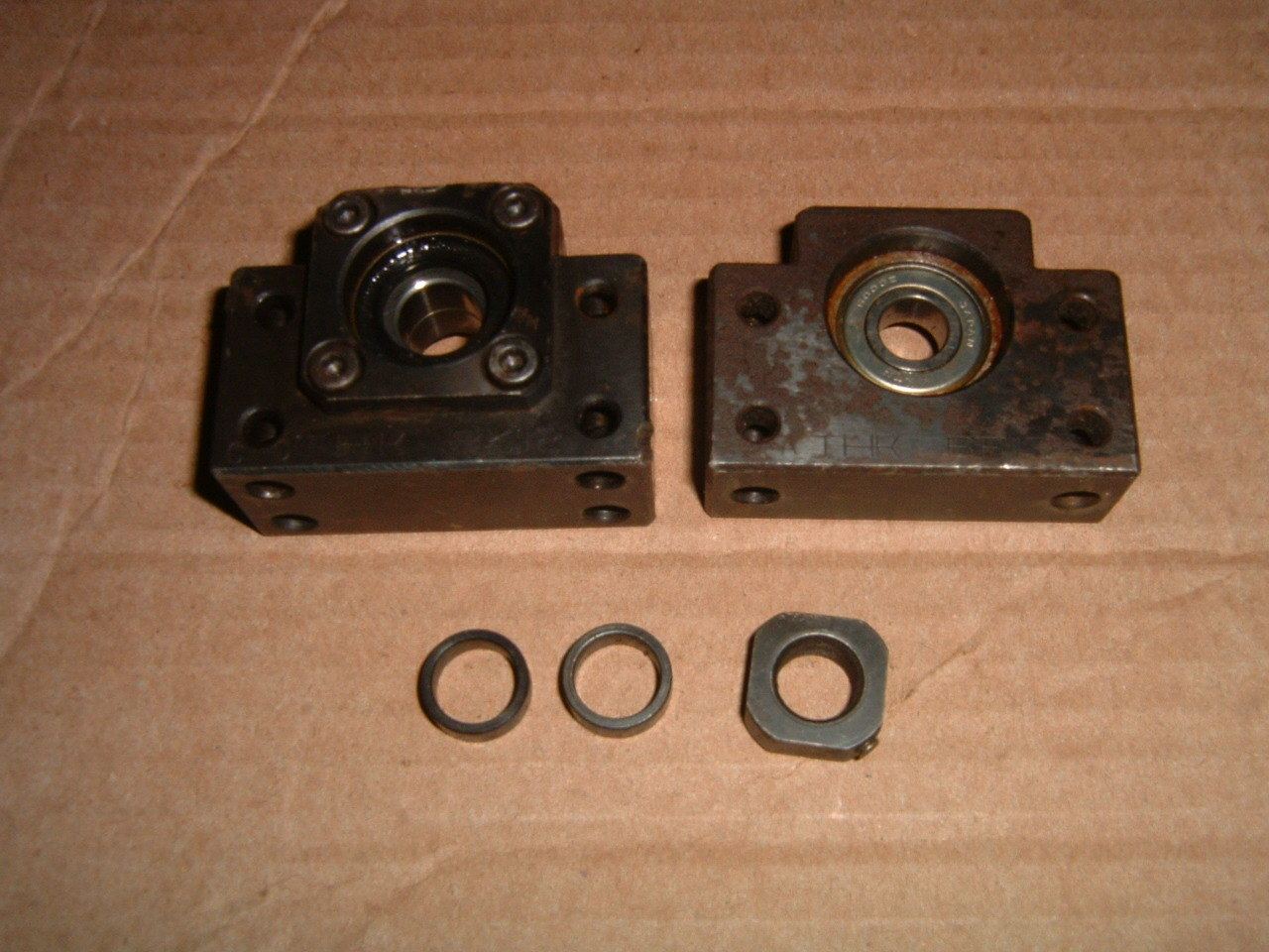 Disassembly Japan imported THK ball screw screw support seat fixed side BK12 support side BF12