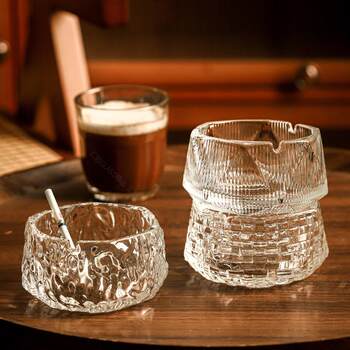 Huiguan high-end glass ashtray high-end niche ການອອກແບບເຮືອນຫ້ອງການຫ້ອງດໍາລົງຊີວິດຄວາມຄິດສ້າງສັນຈອກຢາສູບທີ່ຂີ້ເທົ່າ