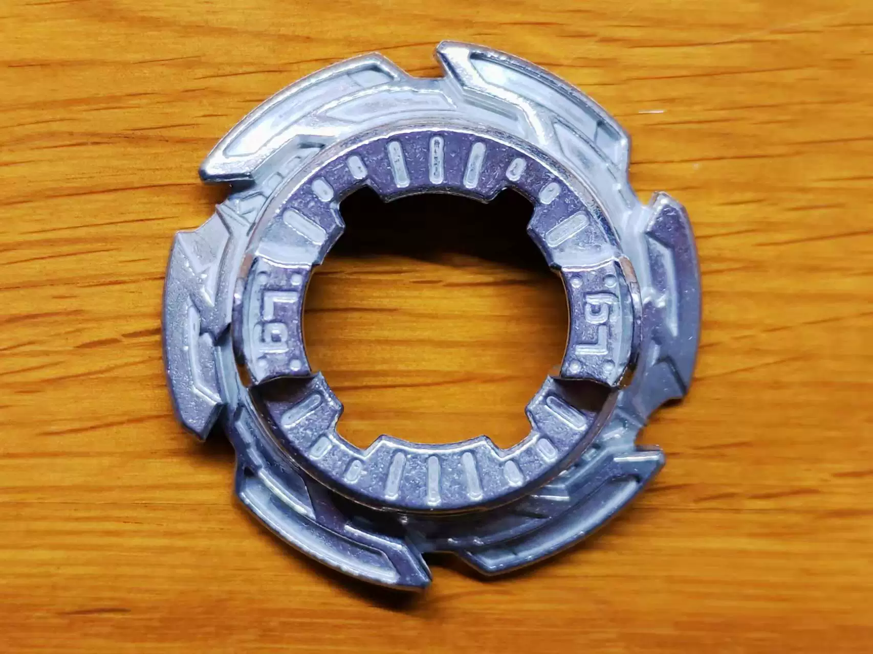 Диск TOMY BEYBLADE BURST, запчасти продаются оптом, ещё не использовался