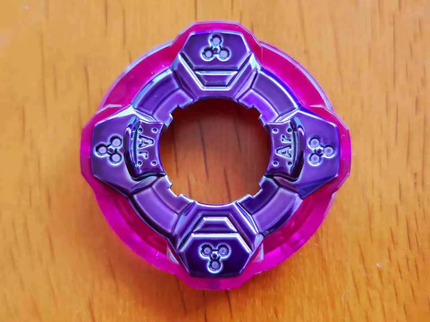 Диск TOMY BEYBLADE BURST, запчасти продаются оптом, ещё не использовался