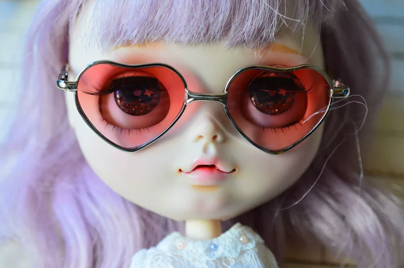Кукла Blythe маленькая тканьная povz pullip может подарить очки очки в виде сердца любви
