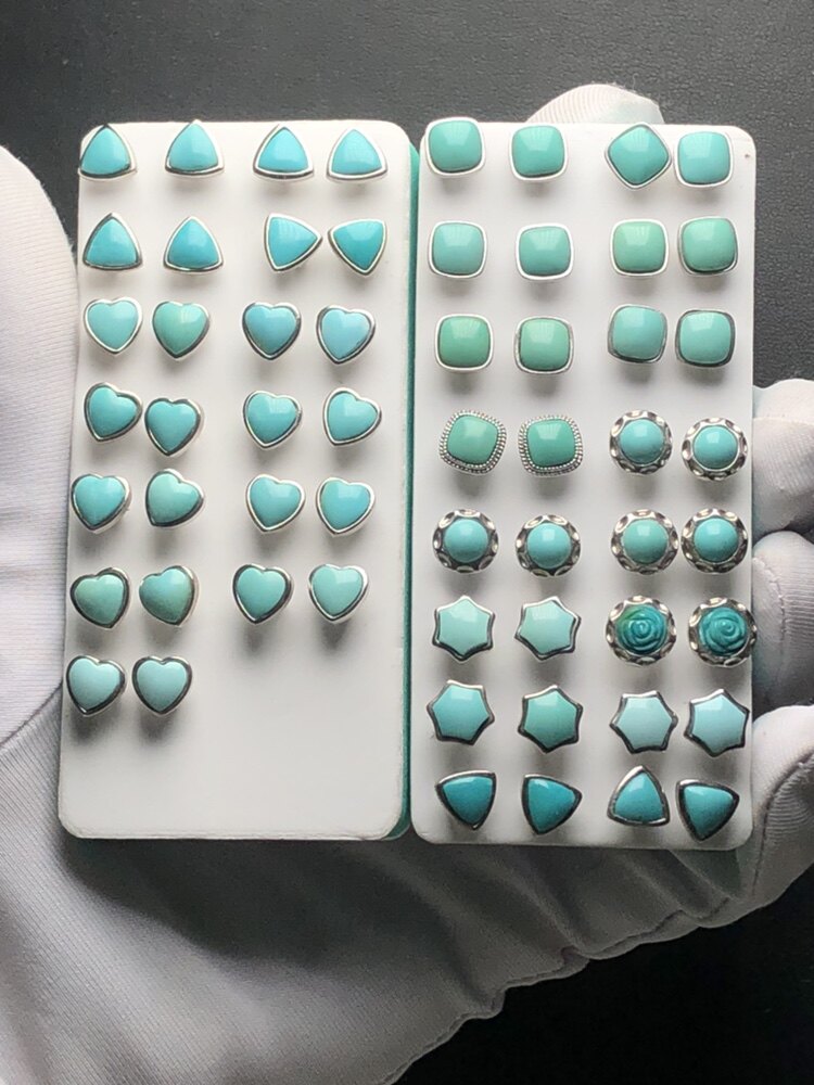 Hubei pure natural raw mineral jade-shaped high porcelain blue green pine stone earrings earrings earrings earrings with a hand stock source clear bin-Taobao