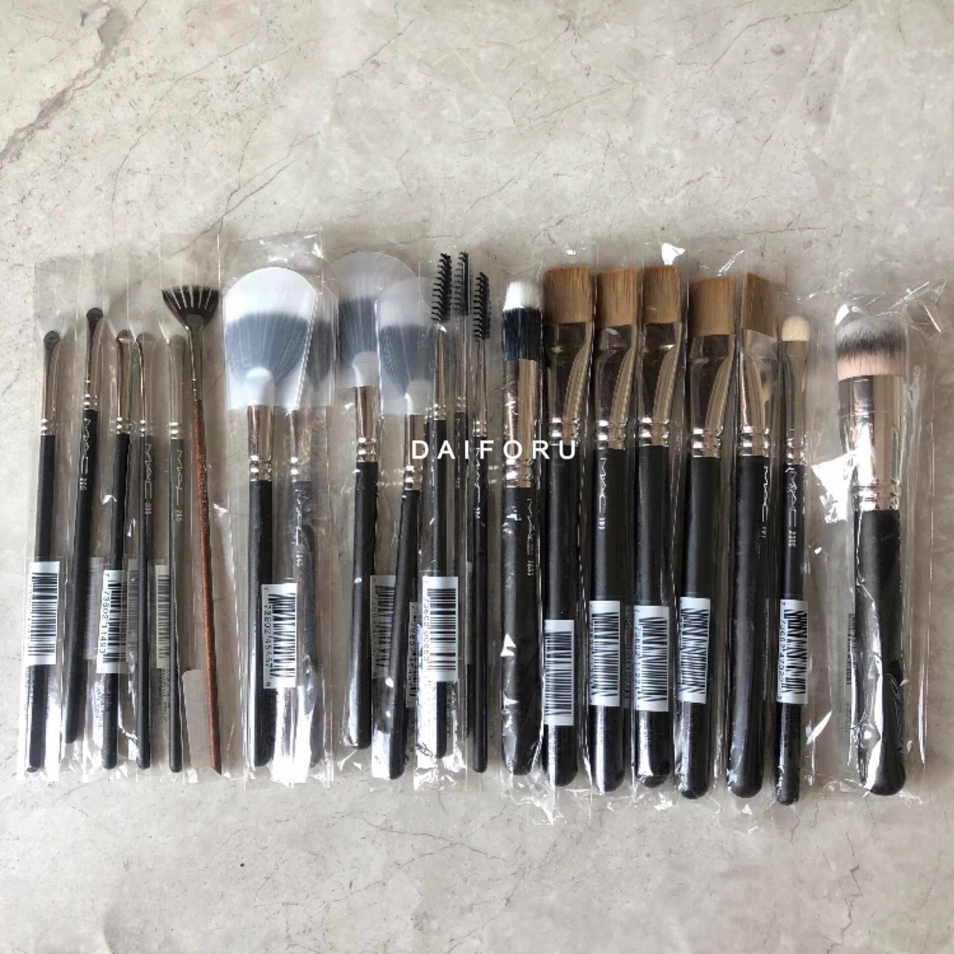 MAC MAKEUP BRUSH POWDER BOTTOM BRUSHED EYE SHADOW BRUSH EYE LINE LIP BRUSH SET 170205316191184204318