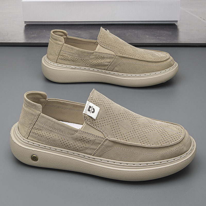 Old Beijing Cloth Shoes for Men, Winter 2025 New Style, Slip-On, Versatile, Casual, Lightweight, Soft-Soled Sports Sneakers