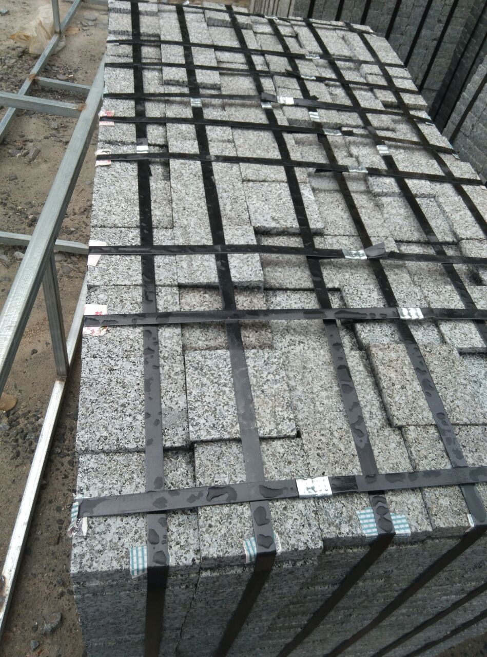 Natural Granite 654 Sesame Black Horseshoe Stone China Black Slingstone Small Square Block Natural Wide Field Brick