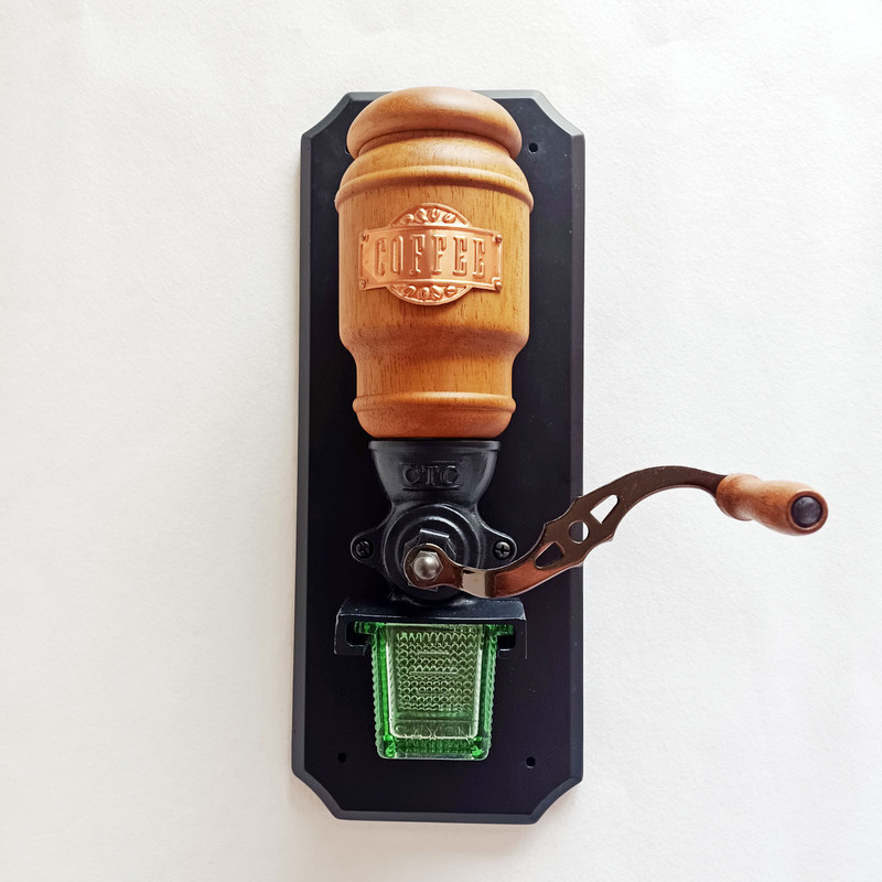 Taiwan Be9617 Wall-Mounted Hand-Cranked Coffee Grinder Retro Home and Commercial Decorative Manual Coffee Grinder