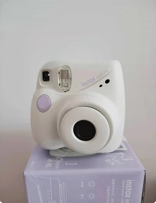 Fuji Camera Mini7+ Se Instant Camera Package Includes Photo Paper