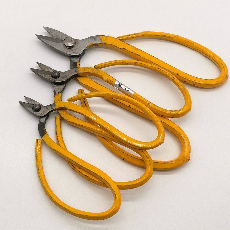 High-quality short mouth yellow handle scissors short head platinum platinum scissors short mouth industrial scissors gold and silver processing gold tools