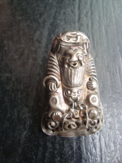 A3493 Qing Dynasty Silver Hat Precious: Silver Land Lord Stone Island Yu Hua Silver is exquisite