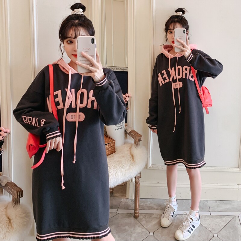 Maternity wear autumn and winter new Korean version mid-length sweater large size loose 200 catties top plus velvet thick coat