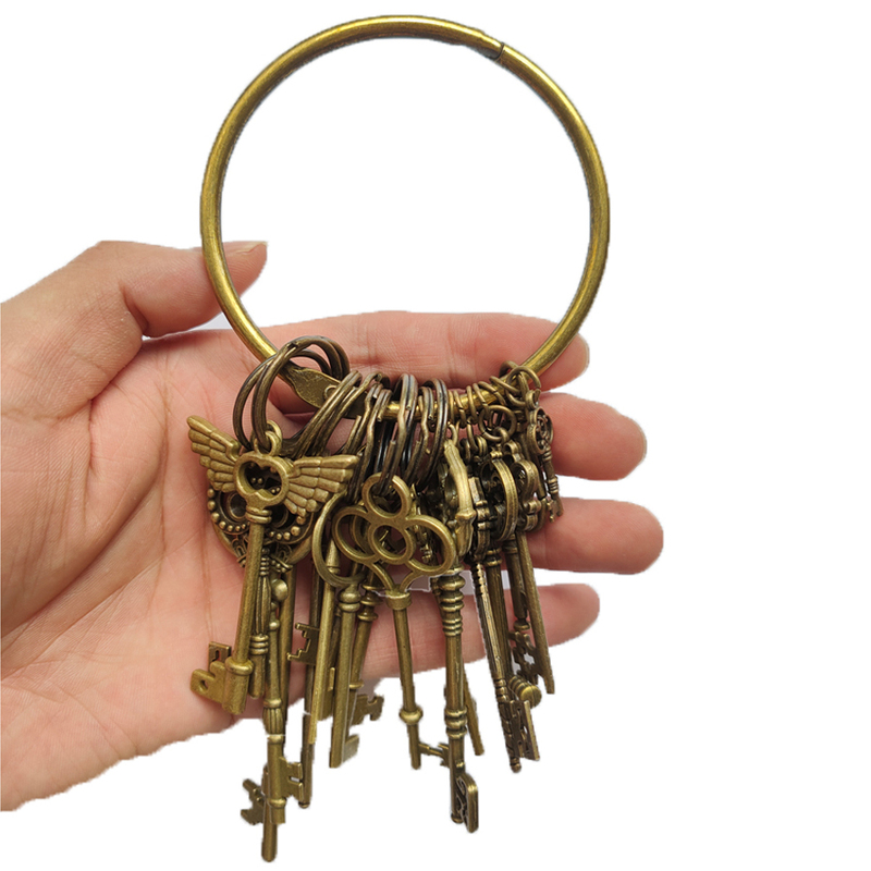 Harry Potter Keychain Gringotts Gold Coin Underground Vault Key Vintage Metal Pendant Decoration Gift Prop Harry Potter Keychain Gringotts Gold Coin Underground Vault Key Vintage Metal Pendant Decoration Gift Prop