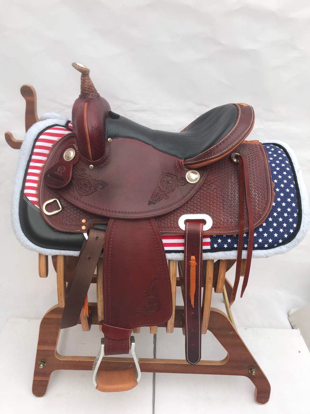 Handcrafted Flowers Western Saddle Italy Yellow Cow Leather Resin Skeletal Material Beauty Price Beauty