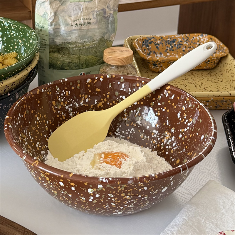 Large Household Enamel Mixing Bowl with Lid for Kneading Dough, Baking, and Food Preparation, High Aesthetic Fruit Salad Bowl