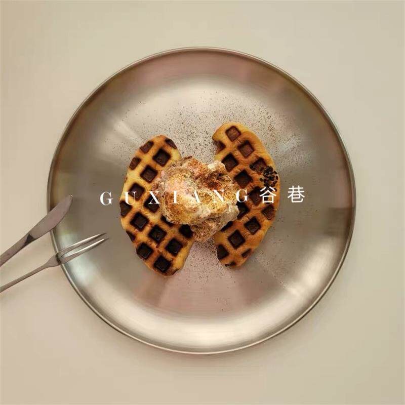 ins industrial wind coffee shop stainless steel dinner plate dessert pan Korean wind cake pan muffin toast pan metal disc-Taobao