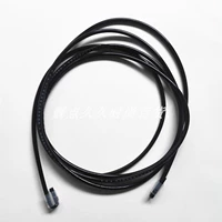 Модель чистого цвета, черная