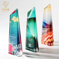 Creative Color Printing Crystal Trophy настроен на создание высокопоставленных атмосферных компаний.