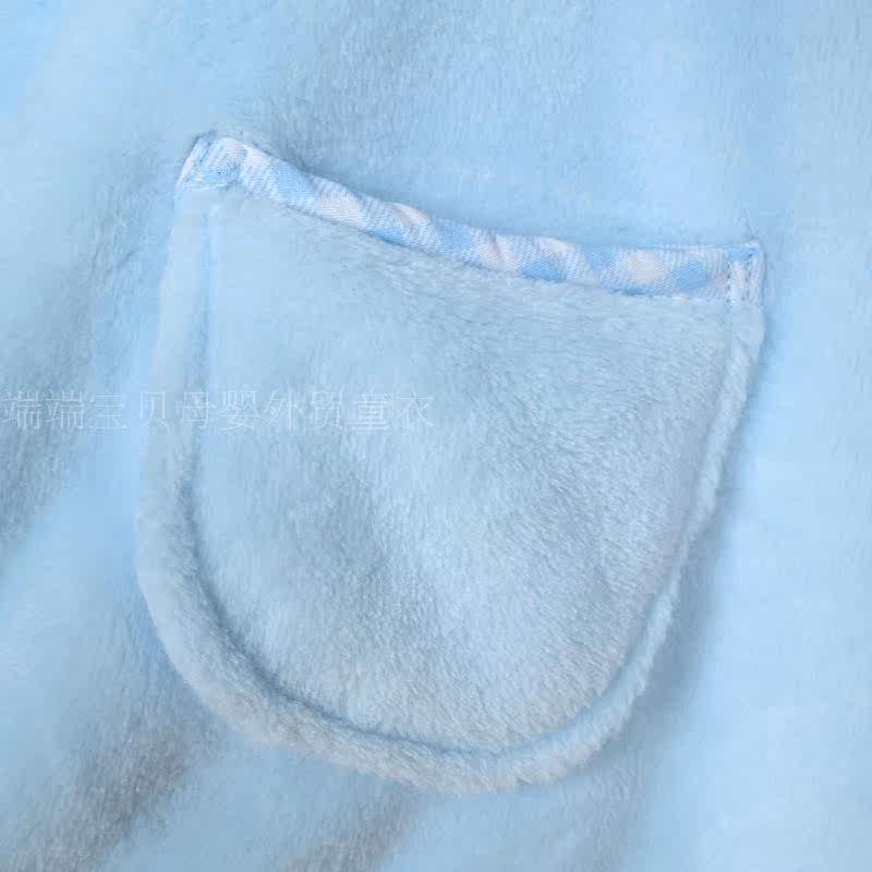 Cape pour enfant en toison - Ref 2153399 Image 13