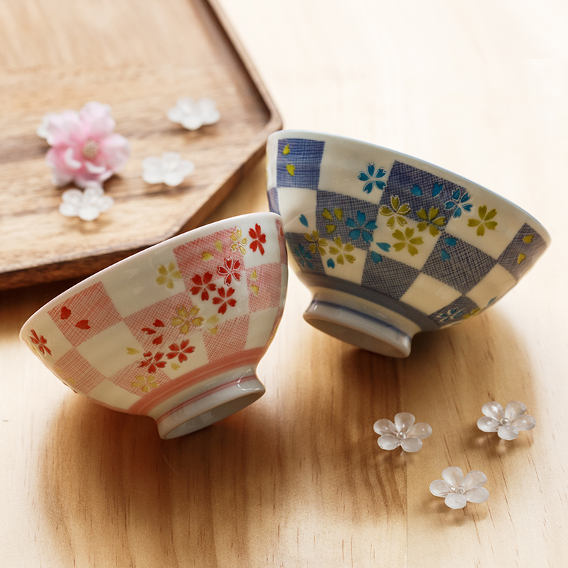 Japanese cherry blossom put individual household ceramic bowl bowl bowl under the glaze color tall bowl imported from Japan small bowl to eat bread and butter