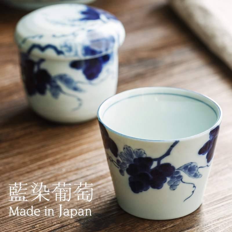 The Under glaze color soup bowl imported from Japan Japanese braise cup ceramic cup with cover creative handless small steamed egg cup. A small handleless wine cup dessert cup