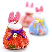 Specially imported from Japan small handicrafts Japanese toys うさぎのTama small sandbags
