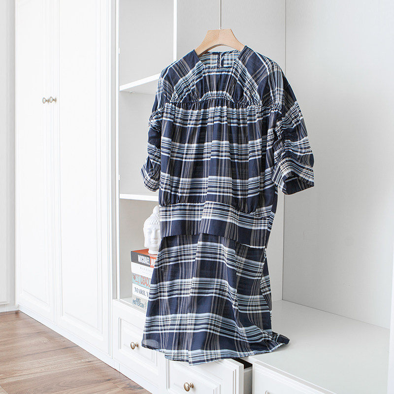 Two pieces of splicing design are slim cocoon shaped Su Tibet Green Label printed thin silk cotton sleeve dress