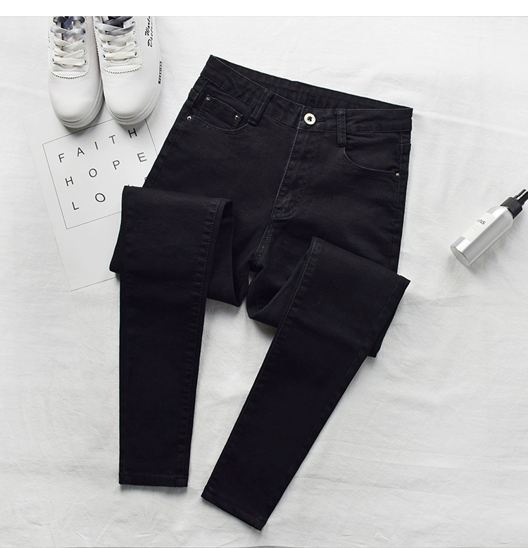 Quần jeans đen nữ xuân hè 2018 mới eo cao bó sát chín điểm Phiên bản Hàn Quốc cỡ lớn là quần lửng đế xuồng.