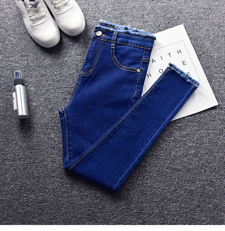 Quần lửng đen cạp cao chín điểm cộng với quần jeans nhung nữ xuân hè 2018 phiên bản mới của Hàn Quốc là quần lửng bó sát cỡ lớn jean nữ