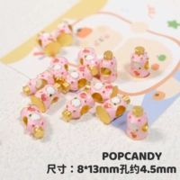 Вода из золотистого дна