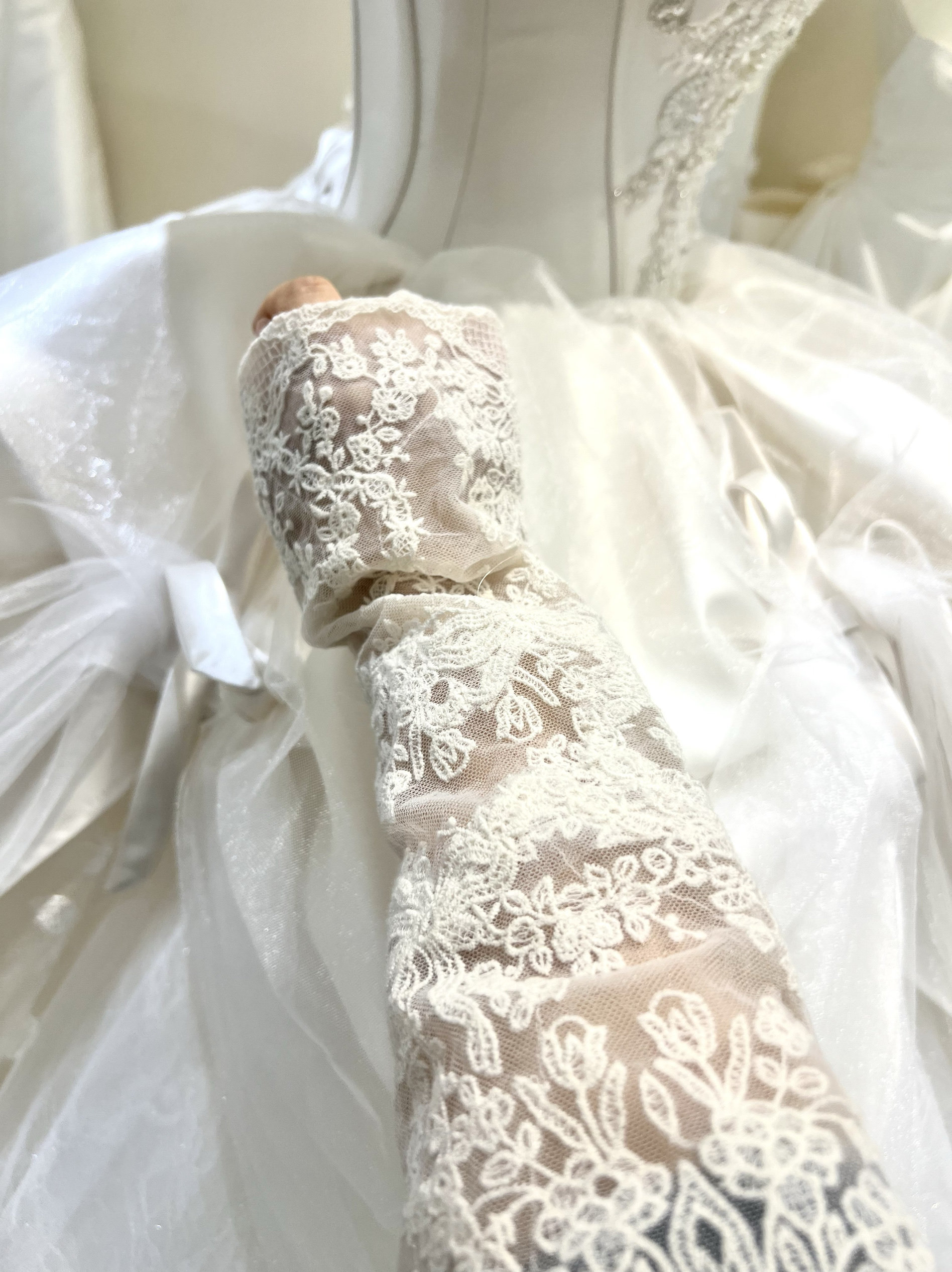 新娘婚纱手套🧤怎么选?2026热门款式全解析