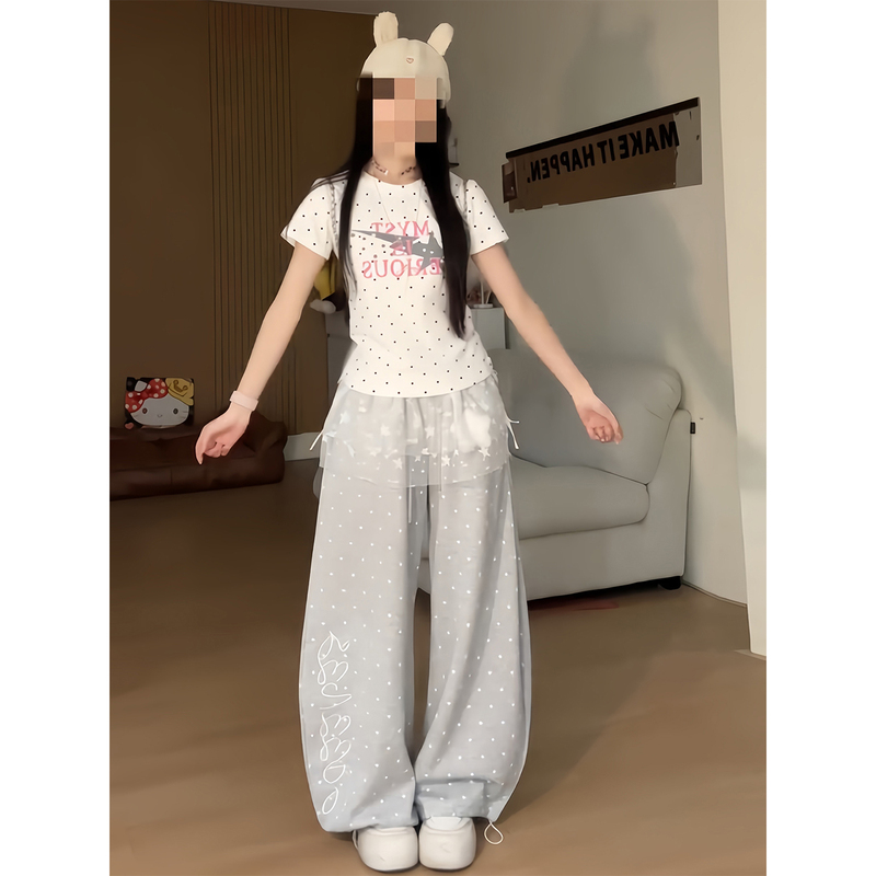 Korean Style Age-Reducing Casual Sports Suit for Women, Summer College Style Slim Fit Polka Dot Short-Sleeved Wide-Leg Pants Two-Piece Set Korean Style Age-Reducing Casual Sports Suit for Women, Summer College Style Slim Fit Polka Dot Short-Sleeved Wide-Leg Pants Two-Piece Set