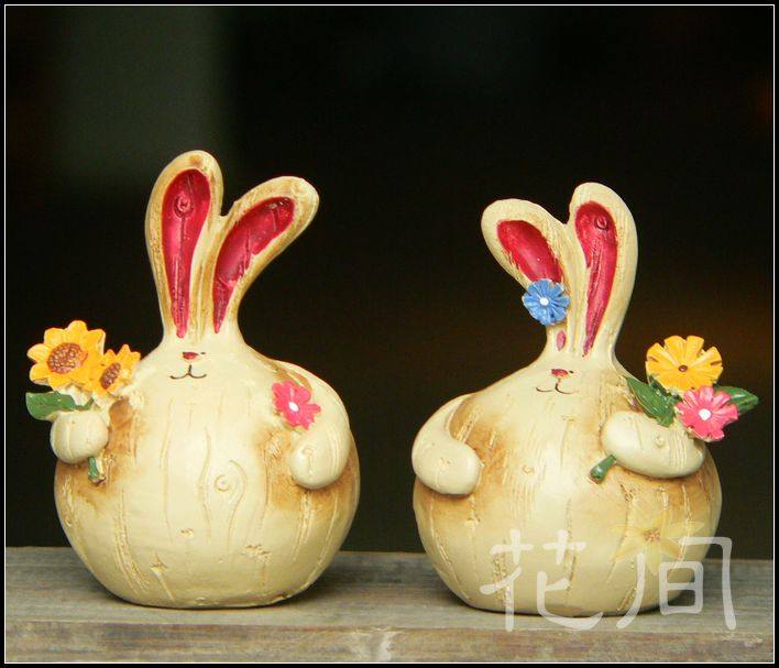 Special offer Fat Rabbit Two-piece Wedding Gift Ornament Picking Flower Rabbit Pair Price 9 99 Yuan