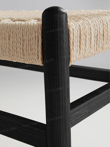 Длинная табуретка хвостовое стул современный простота обувное стул с твердым деревом кожаная бумага бумажная веревка тканая пищевая табуретка дома черные бревна