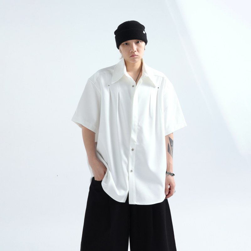 Grnl Wide-Shoulder Tailored Minimalist Structured Ultra-Loose Drapey Unisex Short-Sleeve Oversized Shirt in Black and White, Cool and Orderly