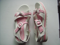 Womens childrens sandals a pair of 28 yards clearance price for sale only this pair of spot physical shooting