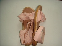 Womens childrens sandals a pair of 28 yards spot physical shooting clearance at a loss price of 11 yuan