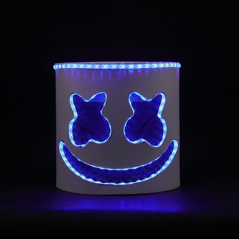 Marshmallow glowing electronic music festival DJ marshmello with the same headgear cos Halloween bar singing mask